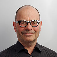 Augenoptikermeister Jörg Schuster